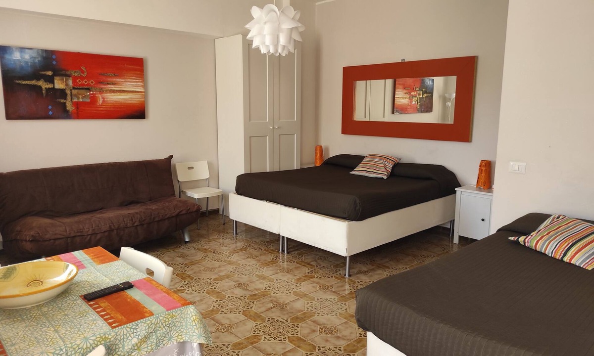 Falconara Marittima Apartment | 1.5 km from the AOI airport, comfortable studio apartments for your needs.
