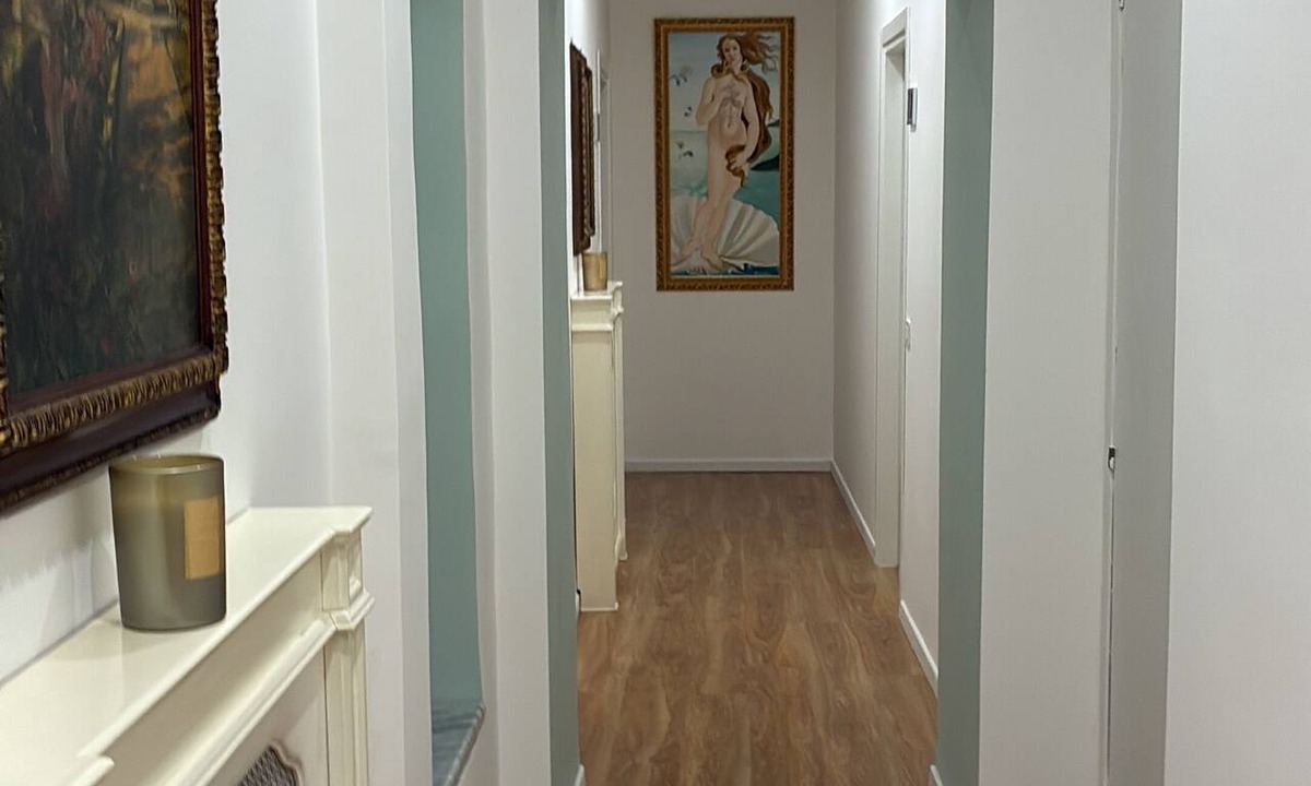 Caserta Bed & Breakfast | A cozy hotel just a short walk from Caserta, with bright, modern rooms.