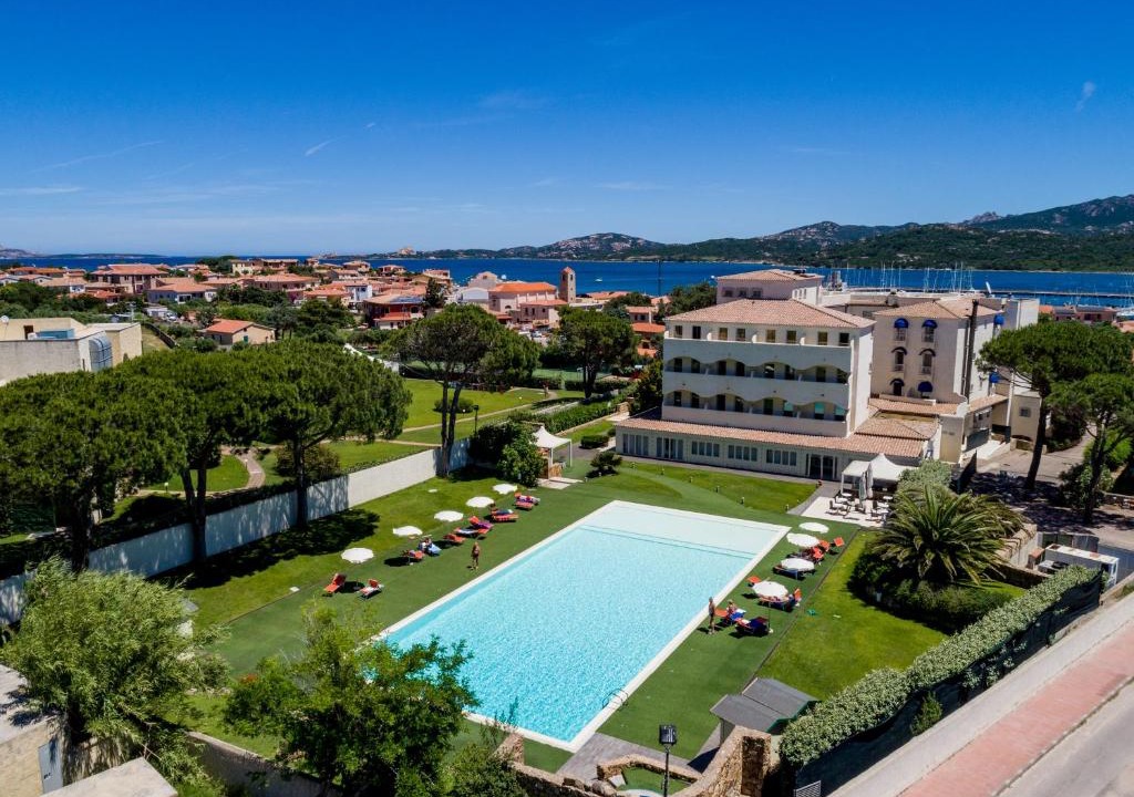 Cannigione Hotel | AHR Baja Hotel & Spa Cannigione