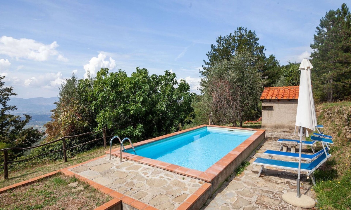 Castelfranco di Sopra House | Apartment Tuscany near Pratomagno Mountain