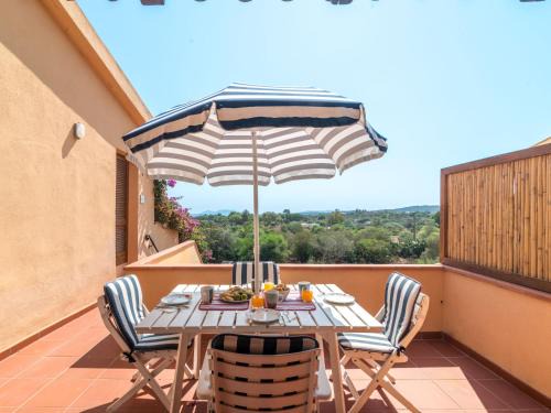 Porto Istana Apartment | Apartment Arcobaleno by Interhome
