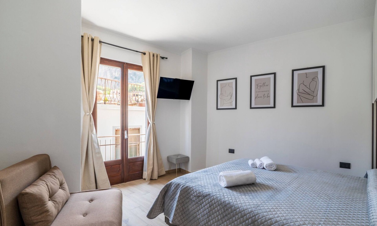 Ulassai Apartment | Apartment 'Il Filo Azzurro 2' with Sea View, Wi-Fi and Air Conditioning