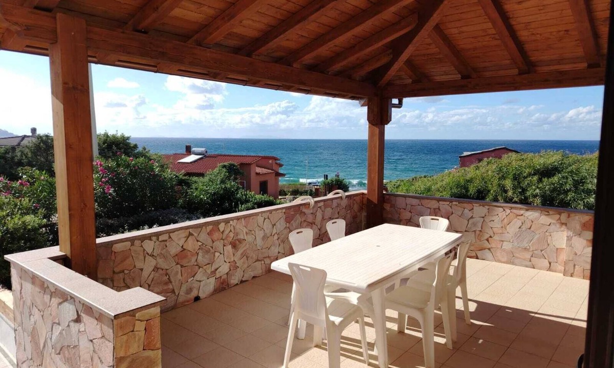 Valledoria Apartment | Apartment in villa 30 meters from the sea, with breathtaking view