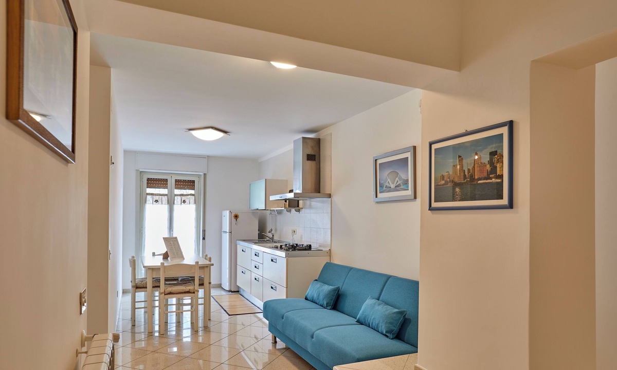 Pozzuoli Apartment | Apartment Pozzuoli | A few steps from the metro