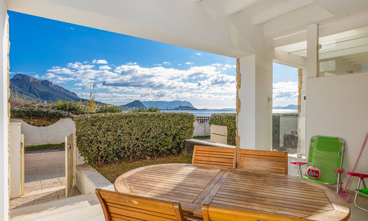 Golfo Aranci Apartment | Apartment "Residenza Cormorani 2" Near the Beach with Sea View, Wi-Fi & Terrace