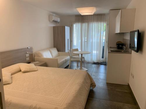 Arbus Apartment | AppartArbus white suite