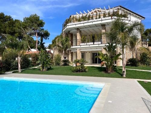 Porto Pino Apartment | Aquamarina Pavoncella Blu & SPA