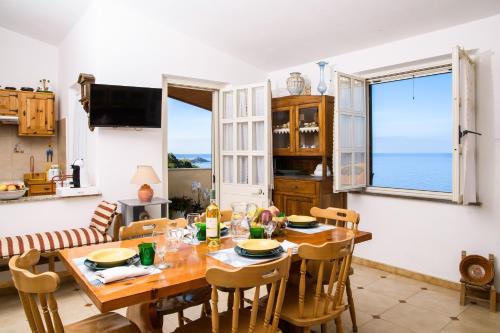 Porto Alabe Apartment | Attico Bouganville