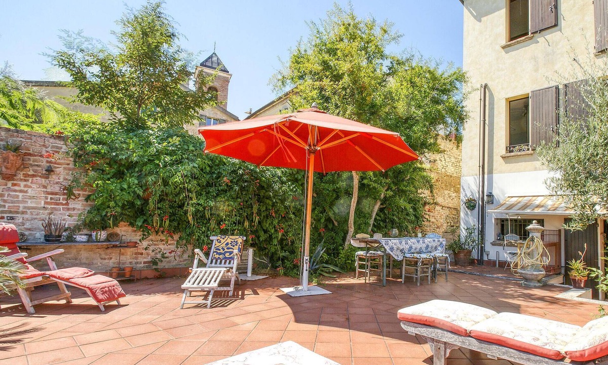 Castel di Mezzo Apartment | Awesome apartment in Casteldimezzo