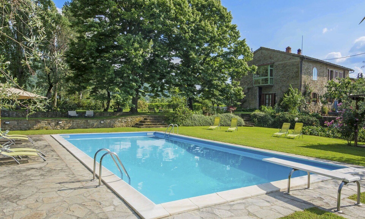 Rufina Villa | Beautiful apartment in villa for 4 people with WIFI, pool, terrace and pets allowed