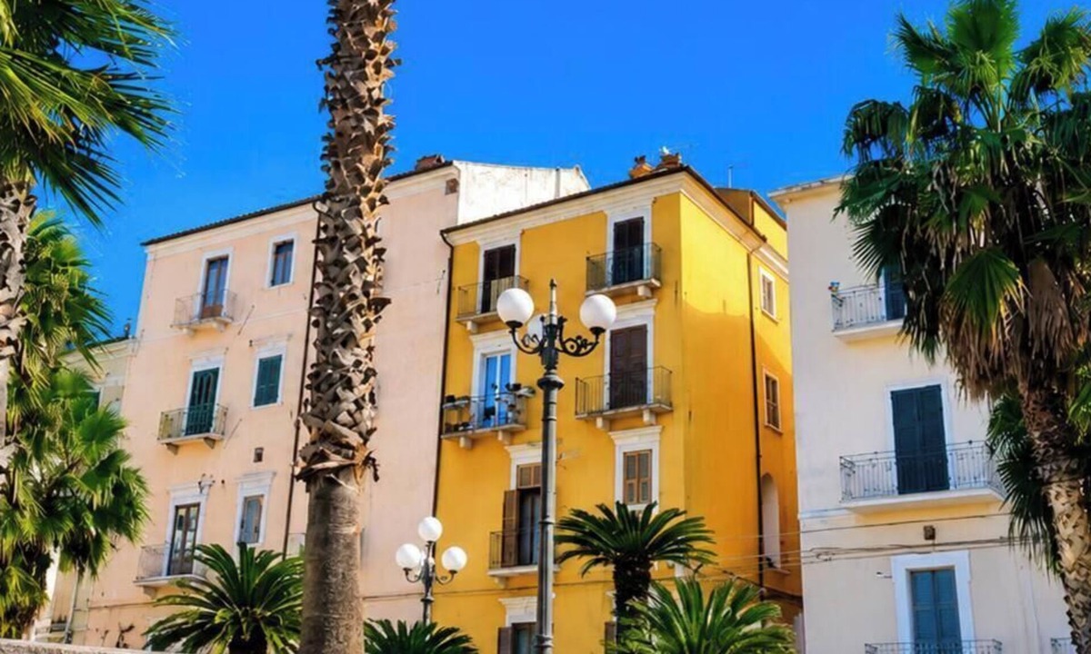 Rodi Garganico Apartment | Beautiful Rhodes. Spacious, airy apartment in the center of Rhodes. Near the sea