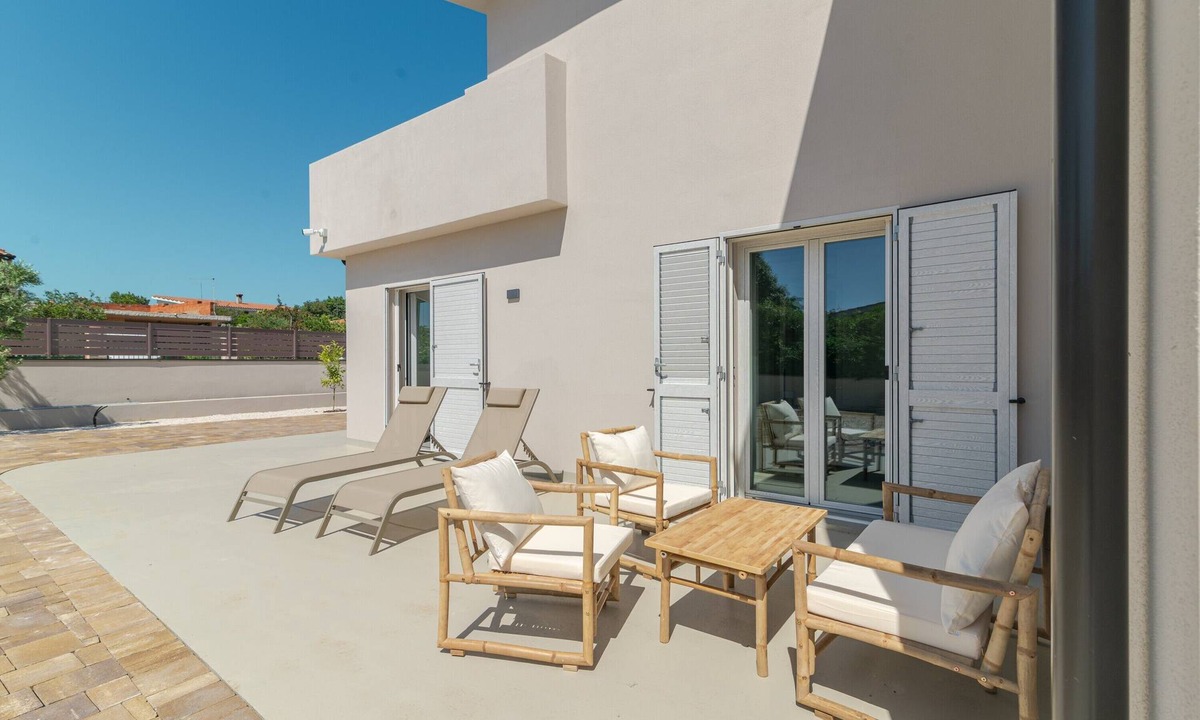 Budoni Apartment | 'Blu con Patio' Apartment with Private Terrace, 3 Minutes from Budoni Beach