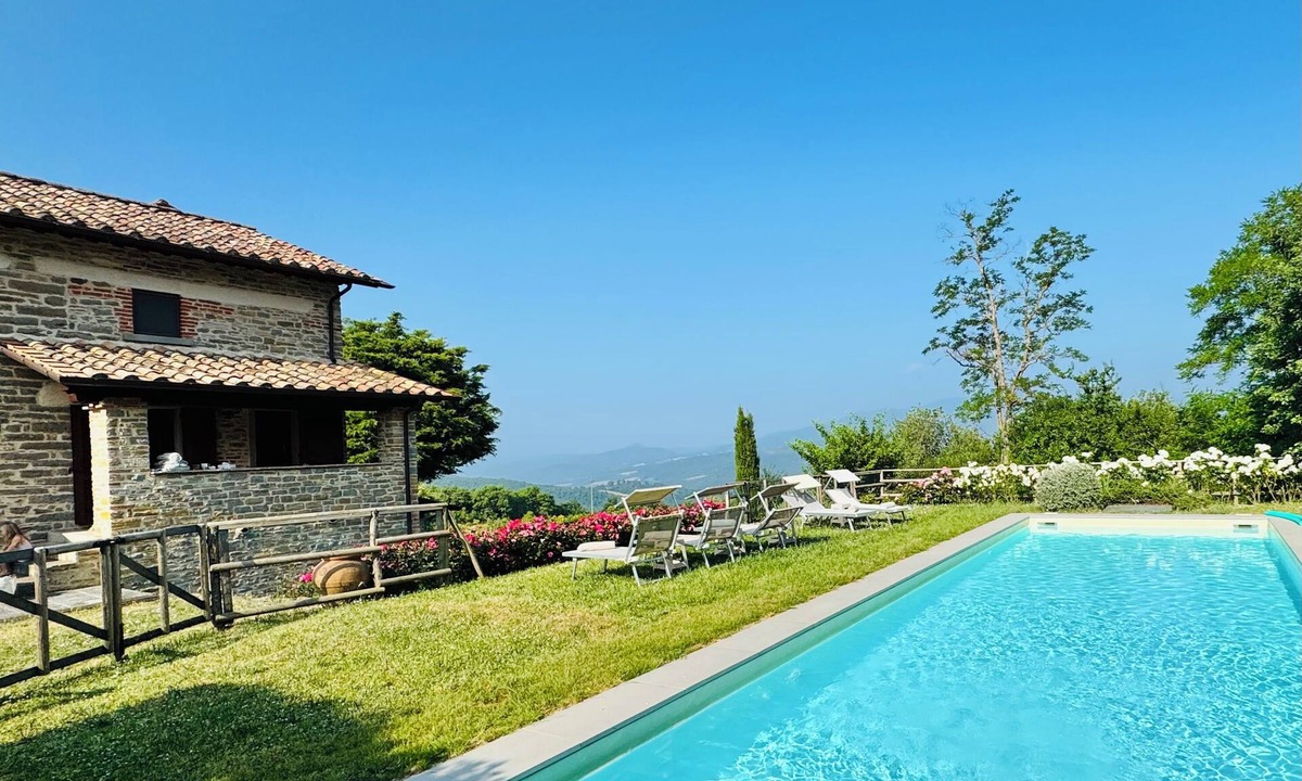 Pieve Santo Stefano House | Boutique country house, historic Tuscan casale with 2Whg/pool/panoramic view