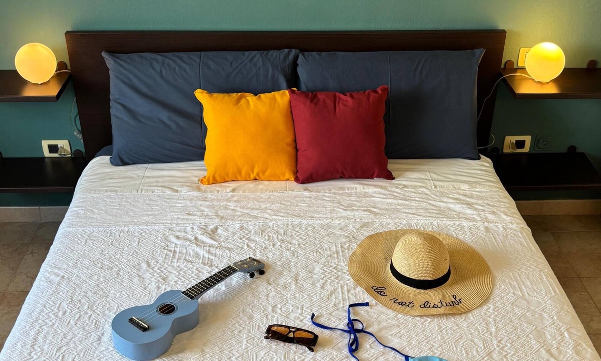Pirri Apartment | Calixa - Sheaves - Comfortable apartment for two people, private parking.