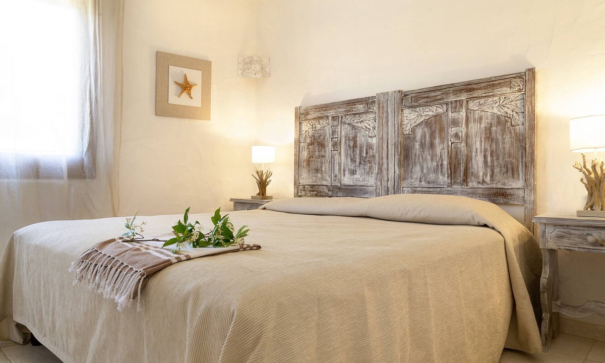 La Conia Villa | Cannigione | 2BR Villa with Garden & Terrace - Near Costa Smeralda-Sleeps 4-Mat3