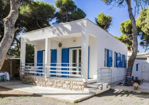 Porto Pino House | Casa Cristina a step from Porto Pino beach