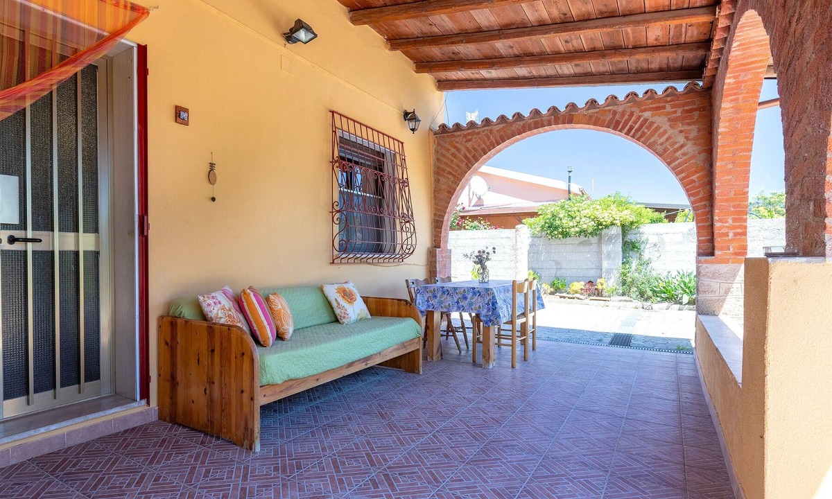 Sorso House | Casa Marina Lu Tuvaraggiu: private terrace, Wi-Fi and air conditioning