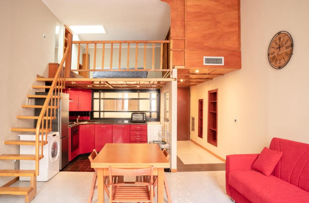 Cagliari Apartment | Corso Vittorio Rustic Loft