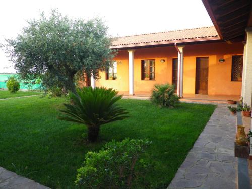 Oristano House | CuccuruAio' B&B 10 minuti da Torregrande
