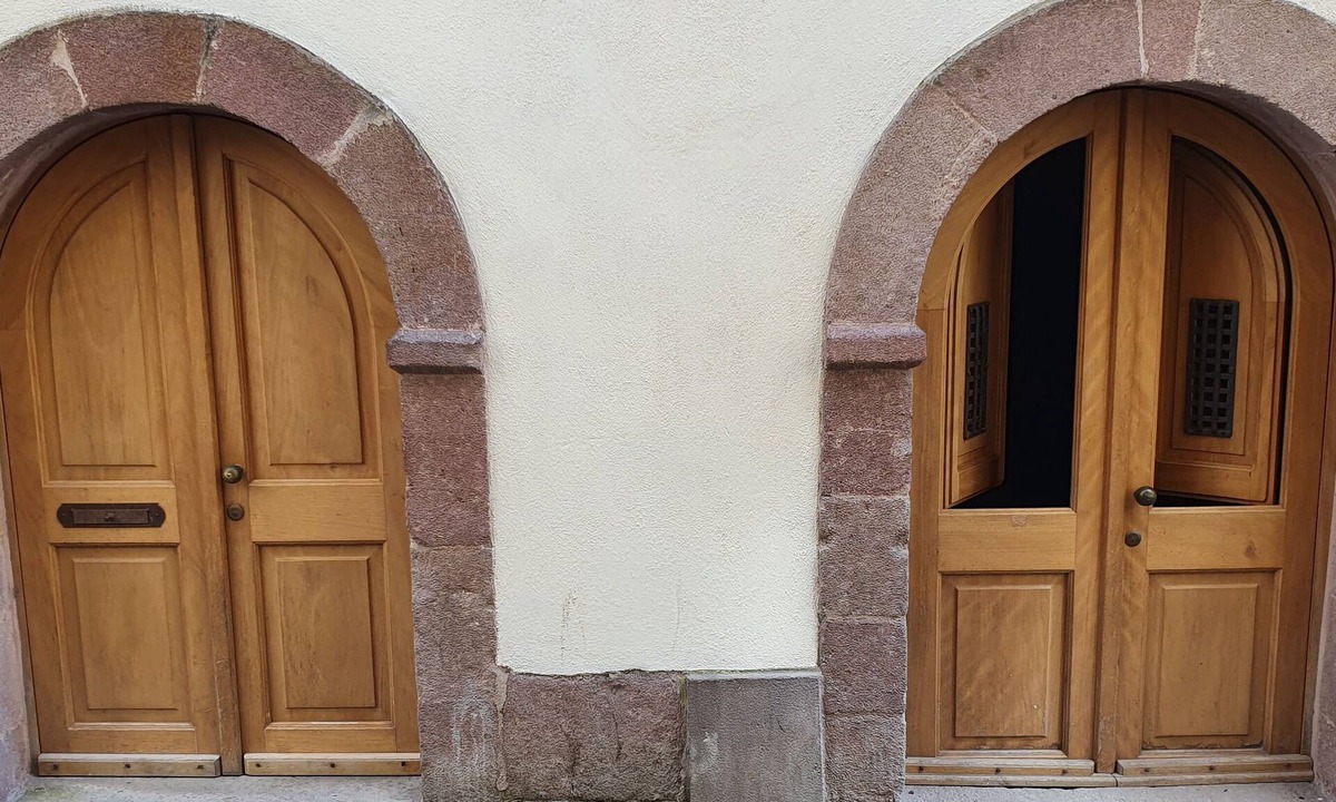 Bosa Historic Centre House | Detached house with large terrace equipped pets are welcome
