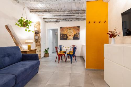 Historic Castle District Apartment | Elegante dimora storica sul Bastione Saint Remy - Di Grazia Cagliari