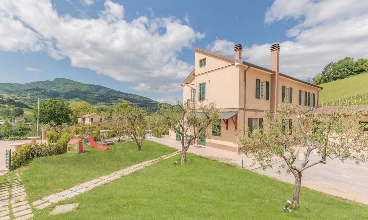 Montedinove Apartment | Farmhouse "Le Vigne di Clementina Fabi" - La Collina apartment at first floor