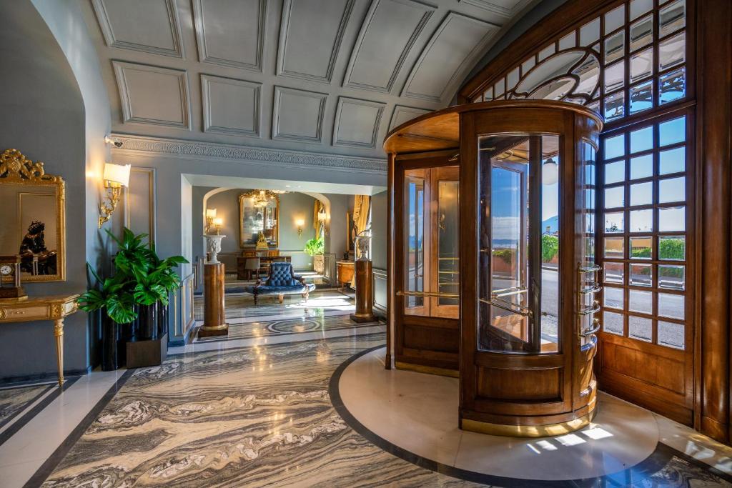 Chiaia Hotel | Grand Hotel Parker's