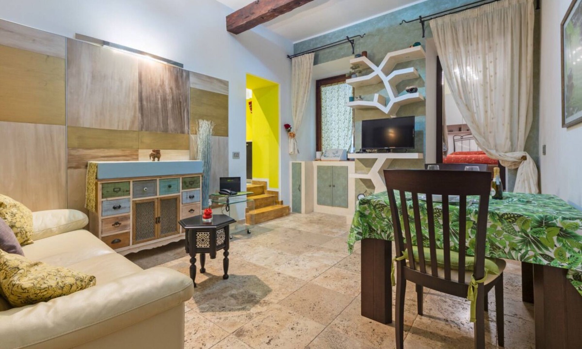 Historic Castle District Apartment | GuestHost - Domus Genovesi Apartment in Casteddu
