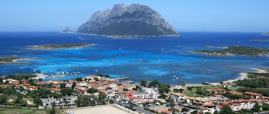 Porto San Paolo Hotel | Guesthouse La Locanda - Comfy Rooms & Local Food