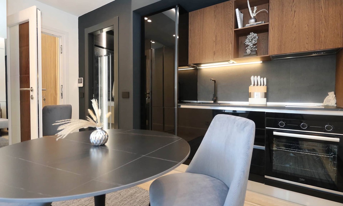 Olbia City Centre Condo | Hidden GEM- luxurious holiday STUDIO Garibaldi-for couples