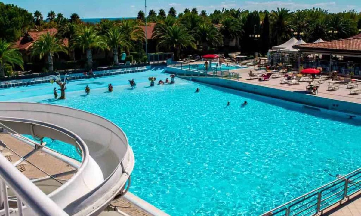 Cologna Spiaggia Apartment | Holiday apartment with wellness area and water park