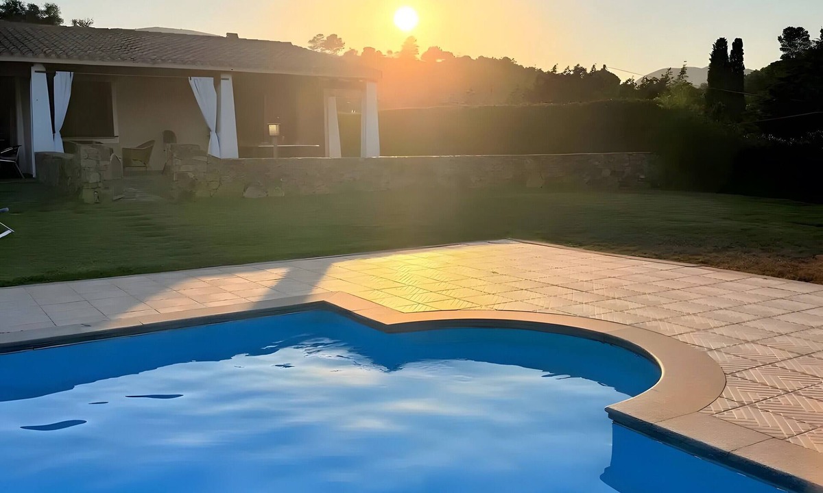 Tertenia Villa | Holiday Home 200m from the Sea with Pool, Wi-Fi, Air Conditioning & Exclusive Ferry Discount
