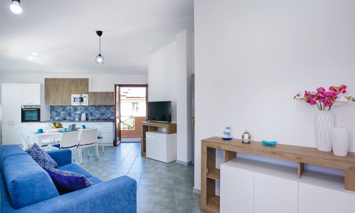 Orosei House | Holiday Home "Casa Michela" with 2 Balconies and Wi-Fi