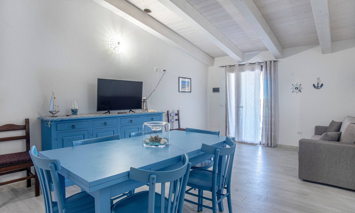 Sant'Anna Arresi House | Holiday Home 'Prima Luce' with Terrace & Wi-Fi