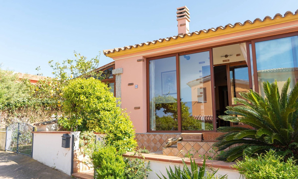 Buddittogliu Straulas Apartment | Home Lemon - Two Bedroom Apartment, Sleeps 4