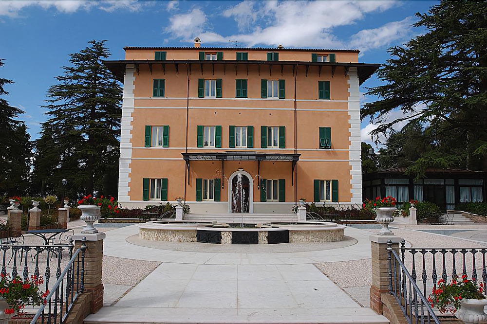 Appignano Hotel | Hotel Villa Verdefiore