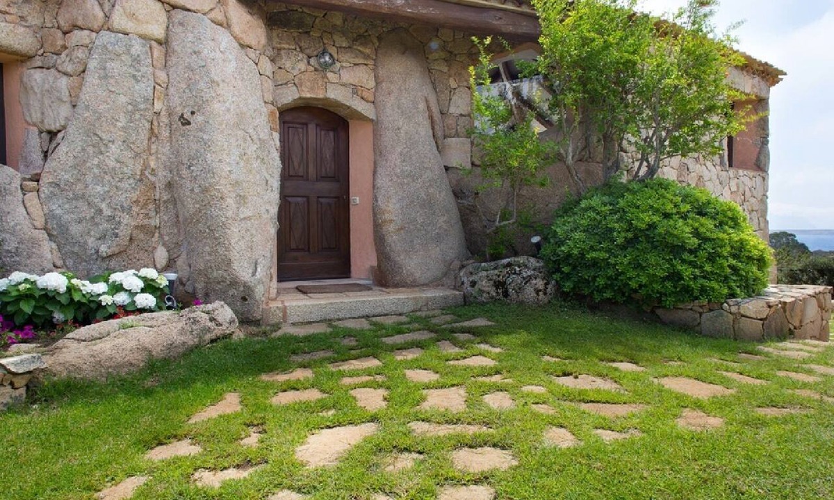 Oristano Historic Centre House | House with a private pool, four bedrooms, and four bathrooms in Oristano