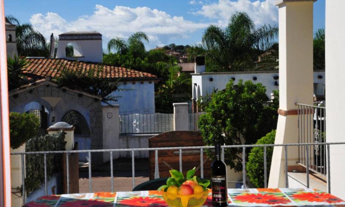 Arbatax House | House with garden and porch 100 meters from the sea, free and equipped beach
