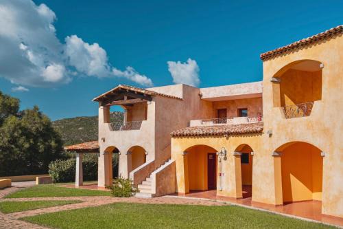 Golfo di Marinella Apartment | ISA-Marina Beach Residence with private beach in Marinella