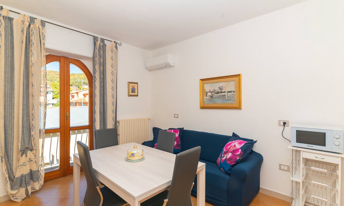 Calangianus Apartment | "La Casa in Gallura" first floor apartment
