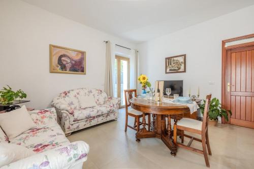 Telti Apartment | La Posta Stylish Home - Relaxation & Privacy in Telti