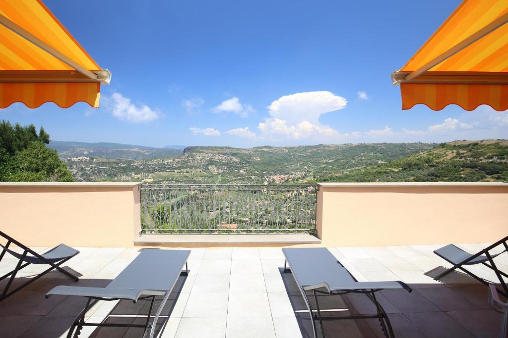 Magomadas Bed & Breakfast | Le Terrazze della Planargia B&B