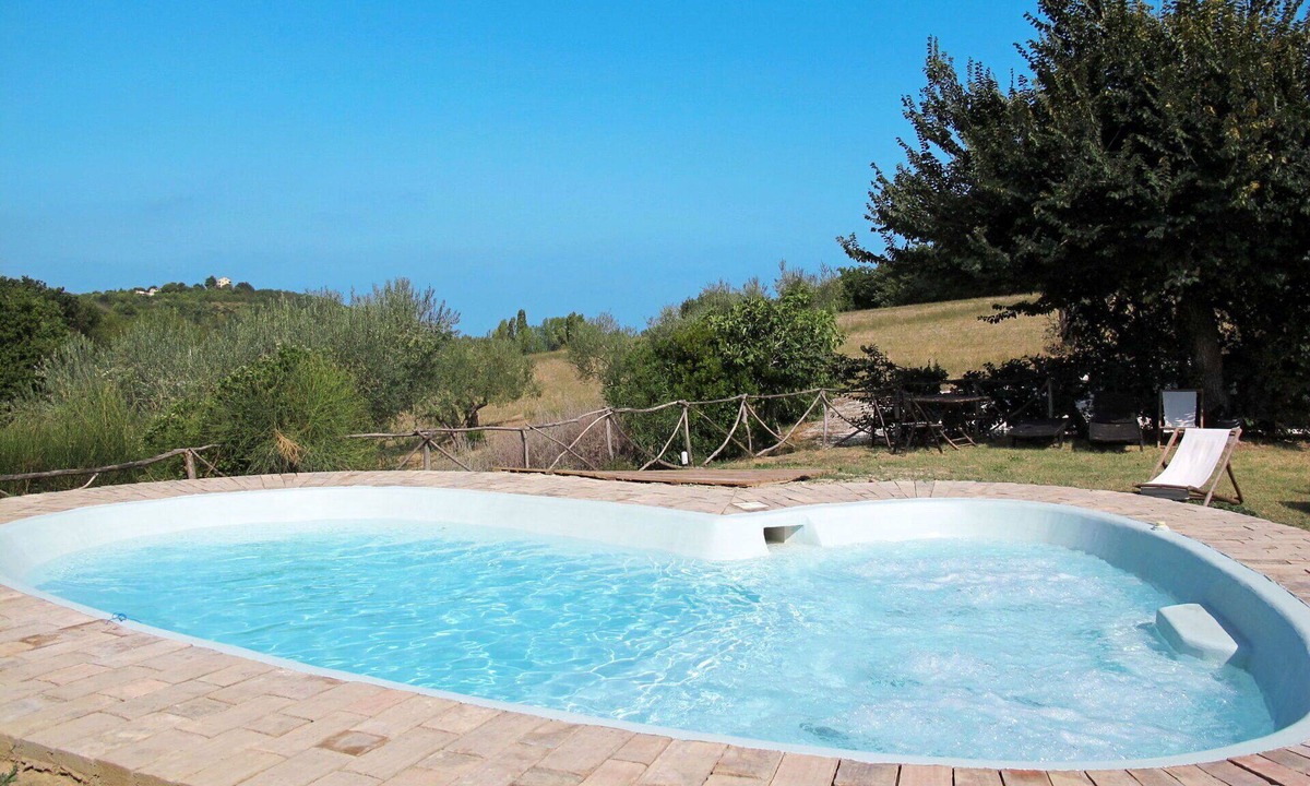 Granarola Apartment | Lovely apartment for 2 people with A/C, pool, WIFI, TV, patio, pets allowed and panoramic view