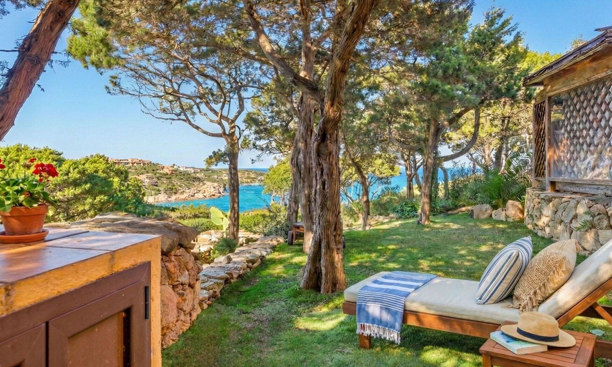 Porto Cervo Apartment | Lovely apartment for 4 guests with A/C, pool and pets allowed