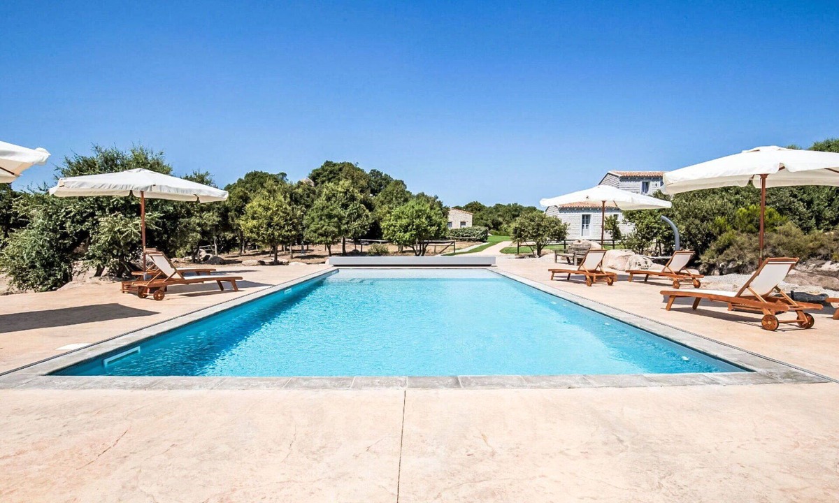 Calangianus Villa | Lovely apartment in villa for 6 guests with pool, A/C, WIFI, TV, patio and pets allowed