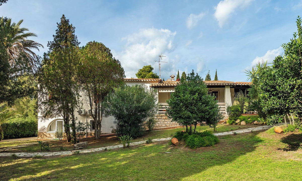 Santa Margherita di Pula Villa | Luxury Villa Flaminia, 50 mt from the beach