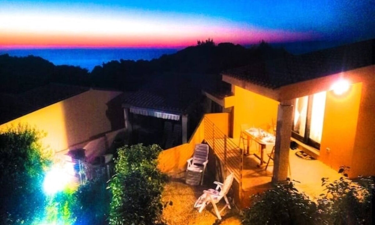 Costa Paradiso House | Maia house, pool, parking space and garden