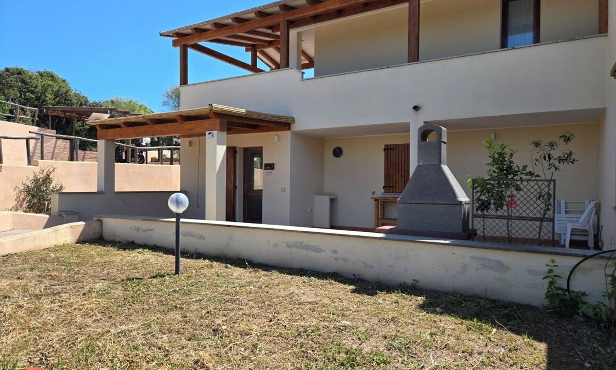 Rena Majore Apartment | Newly Fitted Out 2 Bed Apartment, 1km from Beach