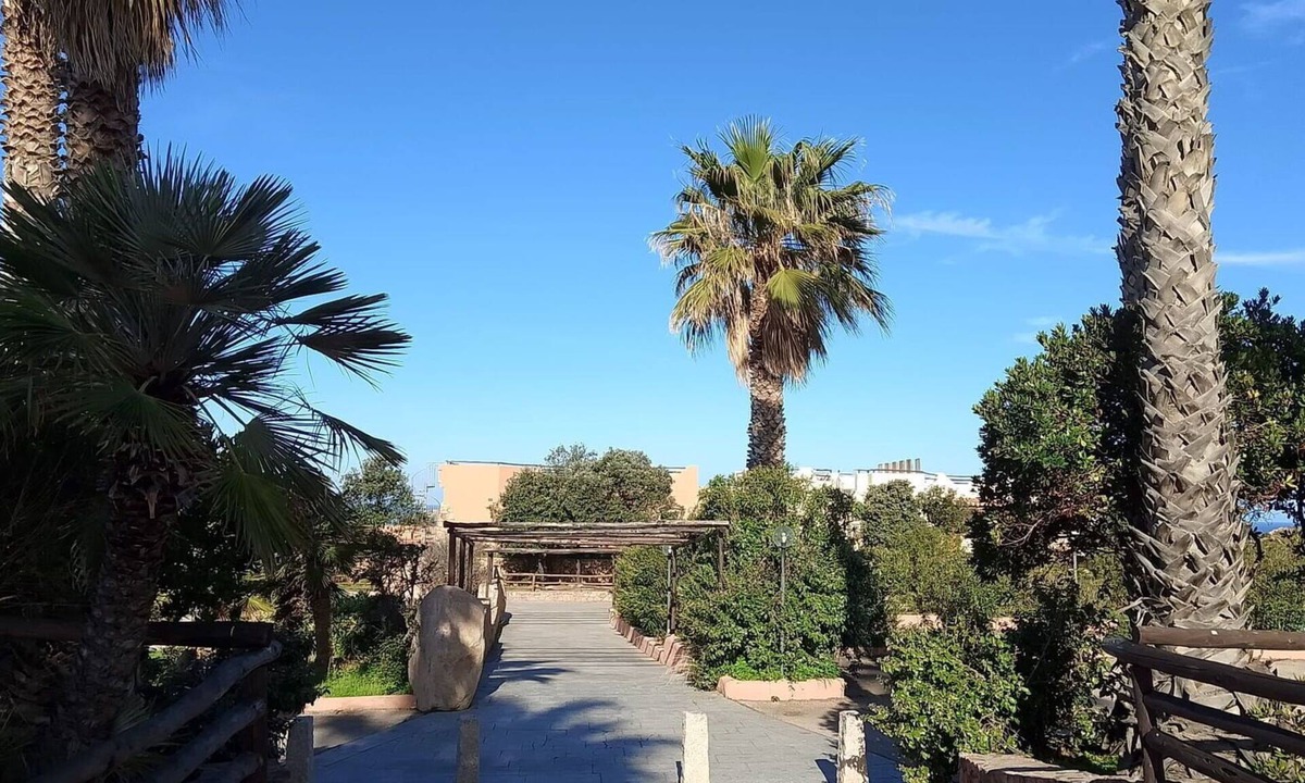Canneddi Apartment | Nice apartment for 4 guests with A/C, pool, TV and patio
