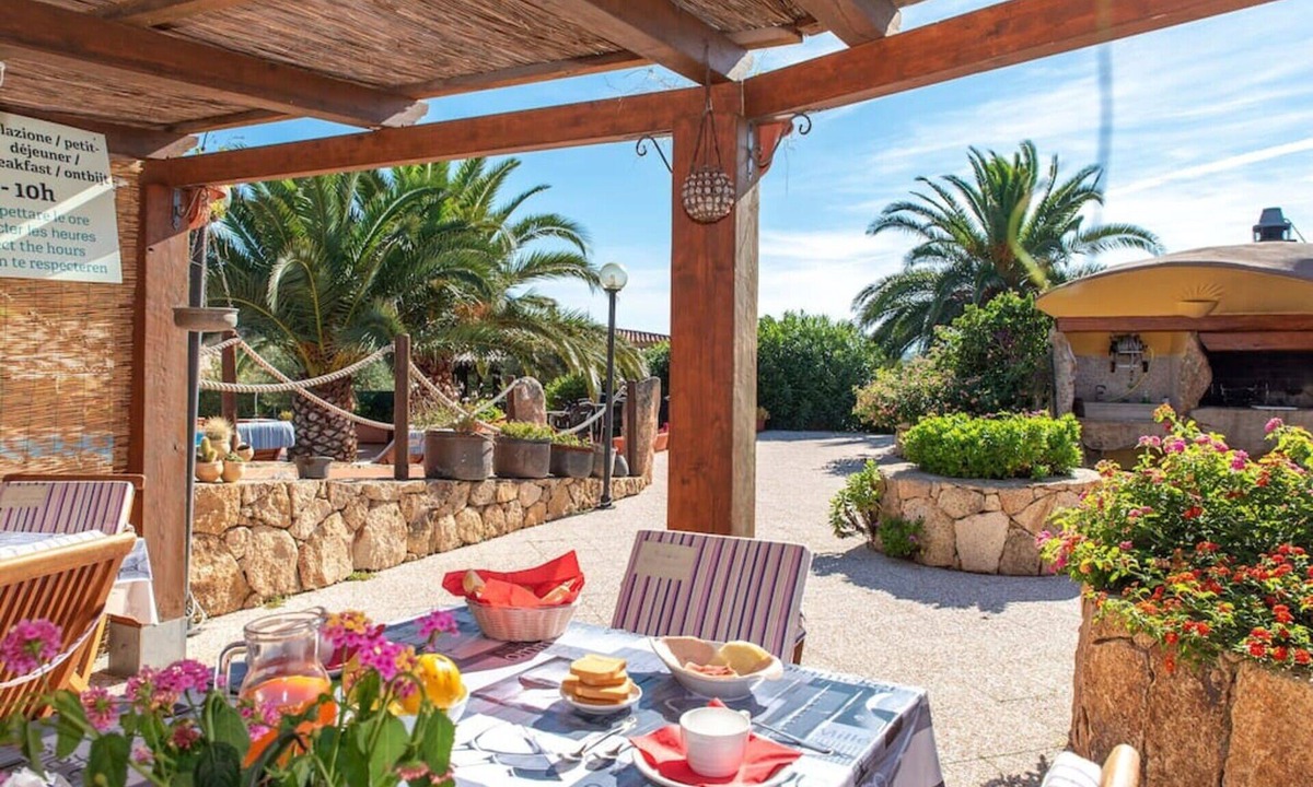 Telti Apartment | Nice apartment with WIFI, A/C, private pool, TV, patio, pets allowed and panoramic view